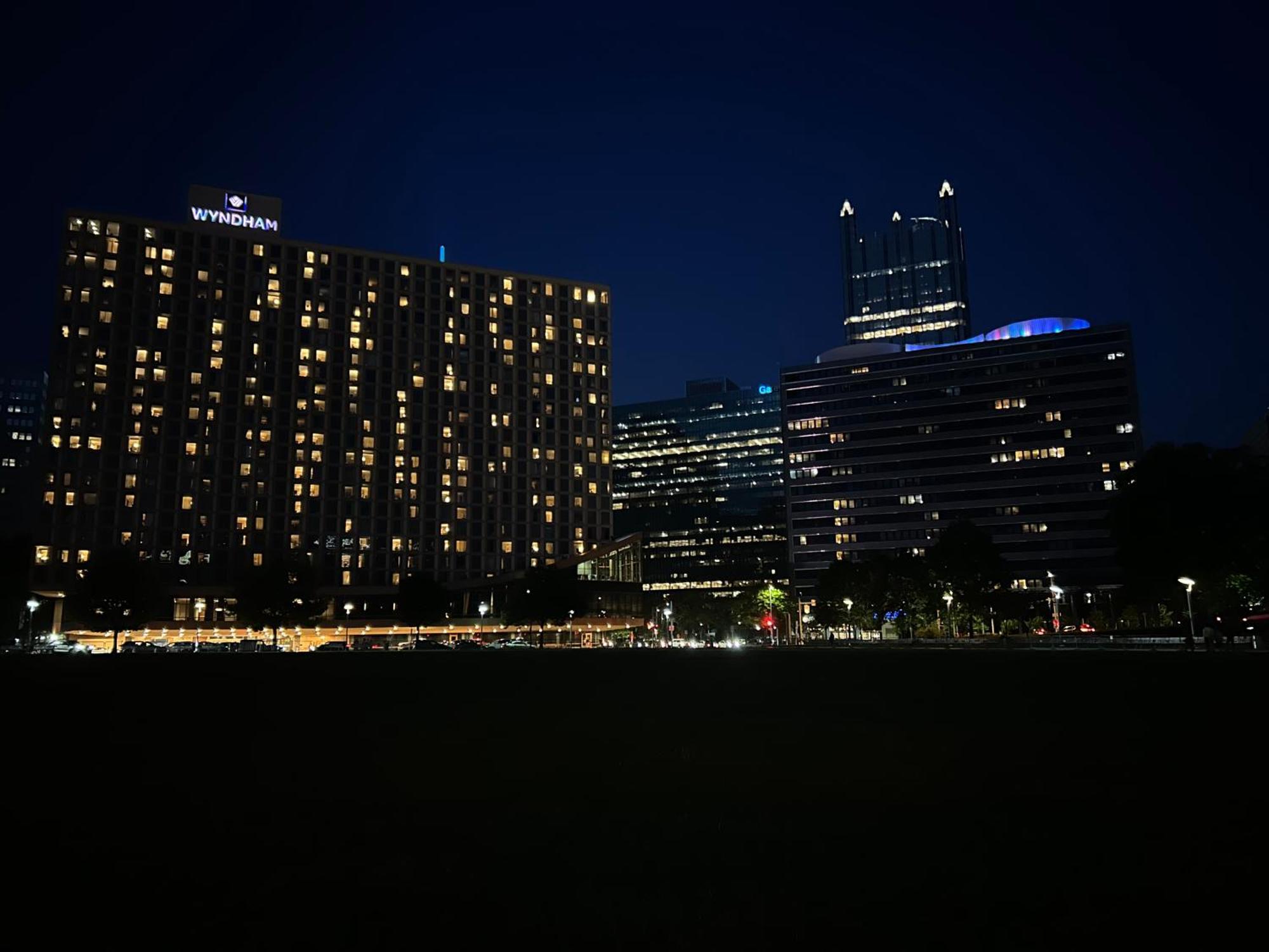 Sweeping Stadium Views Wonderfully Located 24-7 Parking Gym Lounge Питтсбург Экстерьер фото